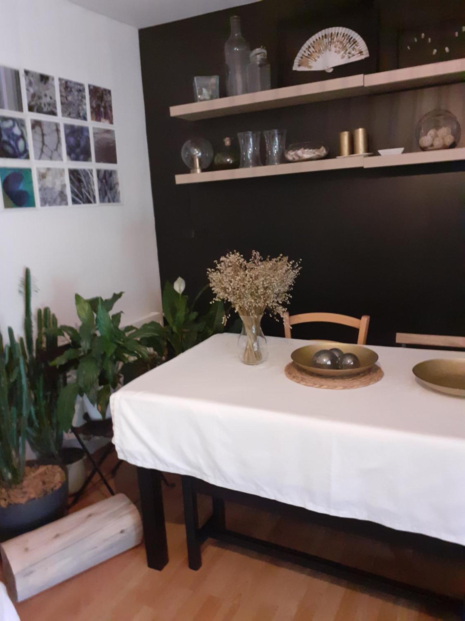 Au Bosquet, Chambre Et Salle De Bains Avec Petit Dejeuner A 600 M Du Centre Dans Un Cadre Calme Et Verdoyant Salies-de-Béarn Exteriör bild